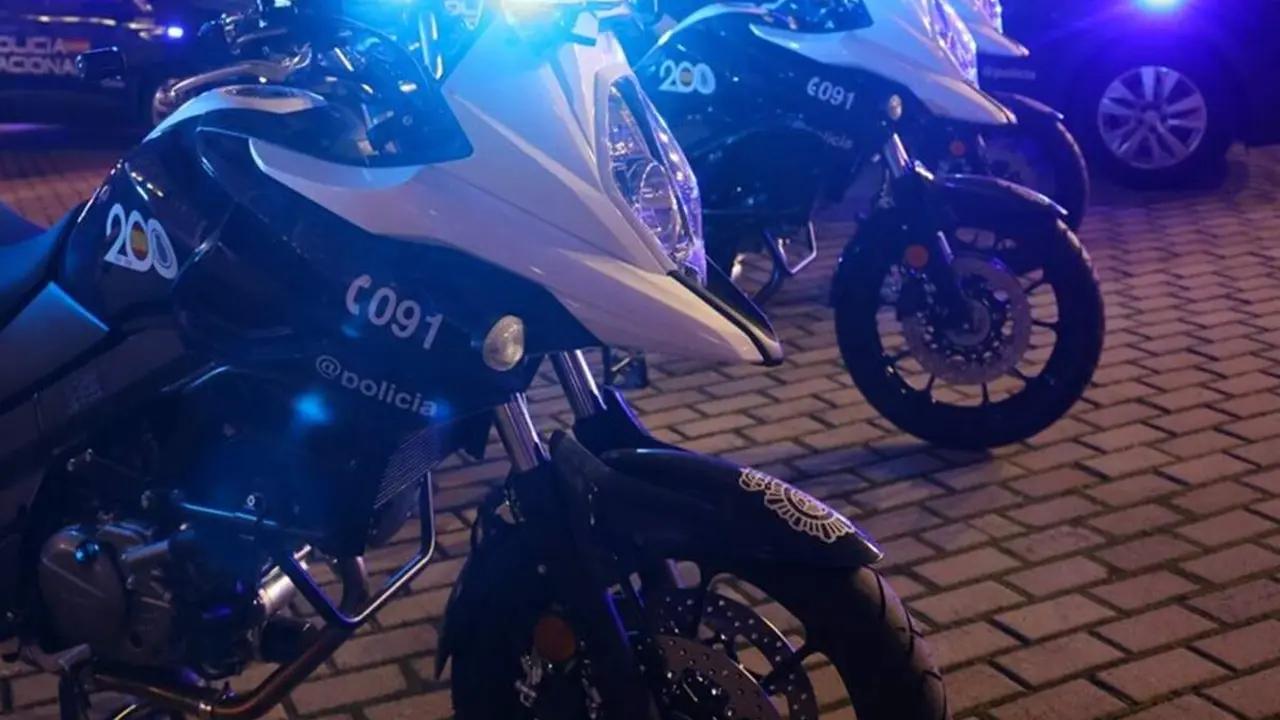 Motos y coches patrulla Policia Nacional sucesos noche Valladolid