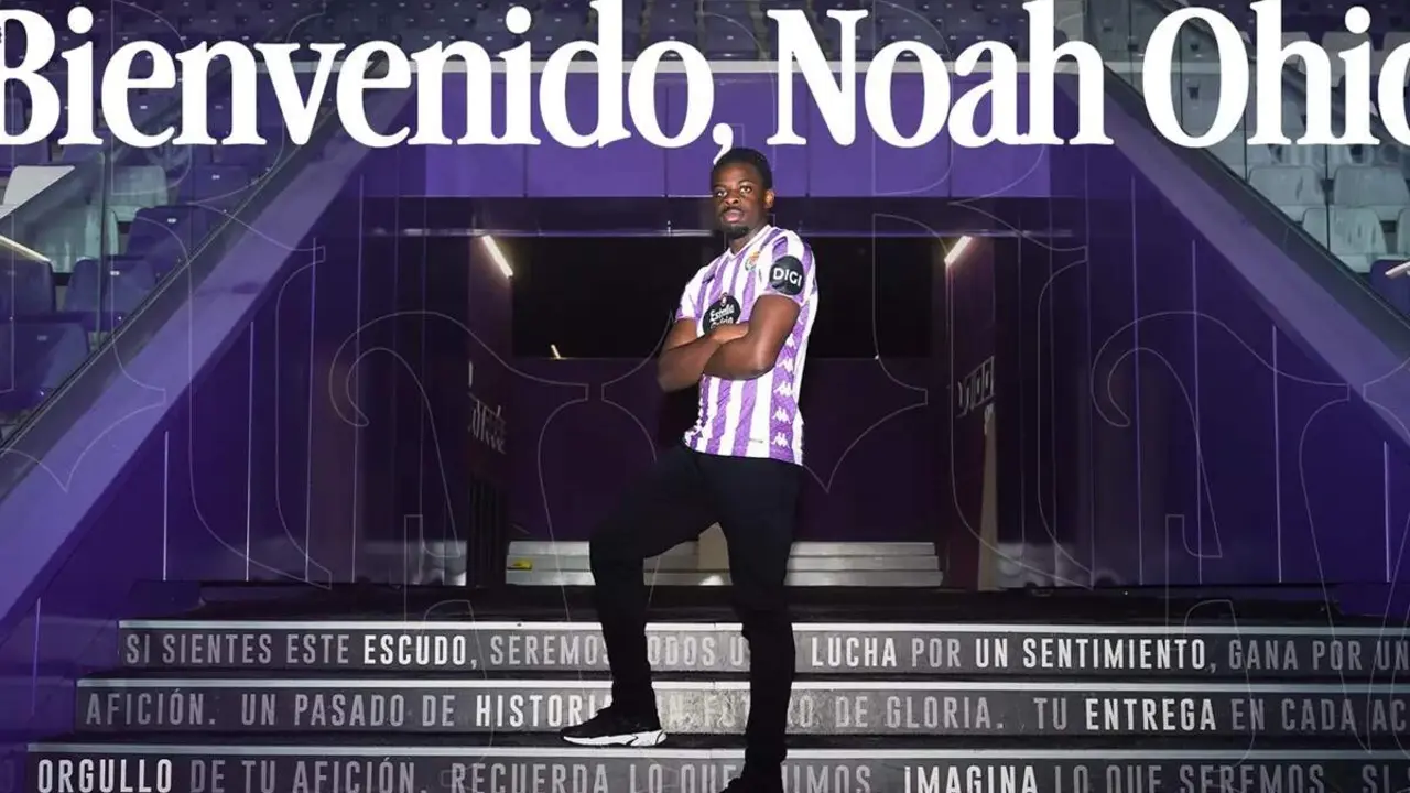 Noah Ohio junto al t&uacute;nel de vestuarios en Zorrilla | Fuente: Real Valladolid