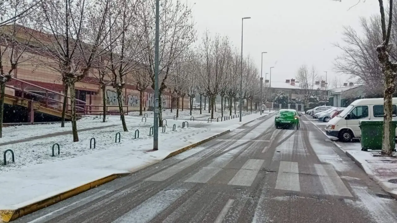 Nieve calle Laguna de Duero provincia tiempo borrasca Kristin