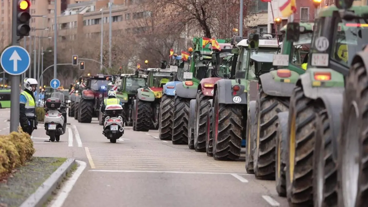 Tractorada agricultores campo ciudad Valladolid nueva protesta Mercosur