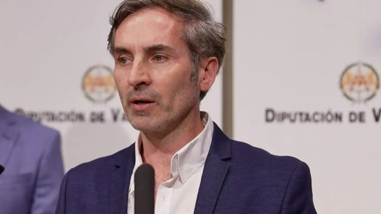 Oscar Fernandez dimision concejal Tudela de Duero expulsion PP violencia domestica