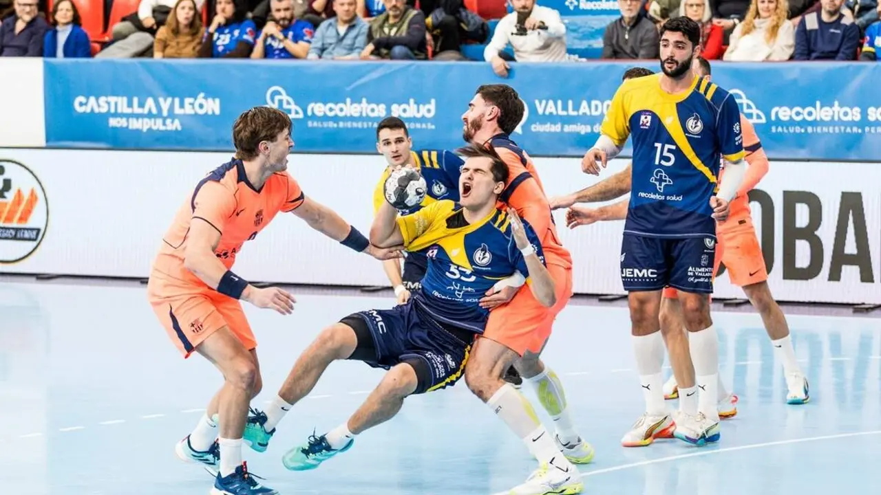 Derrota Liga Asobal Atletico Valladolid vs Barcelona resultado 28-39