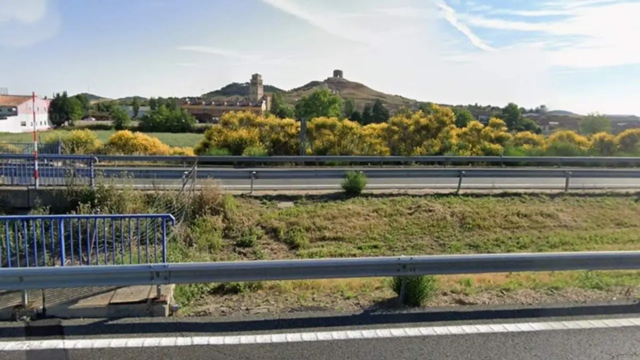 Accidente talud A6 Mota del Marques provincia de Valladolid