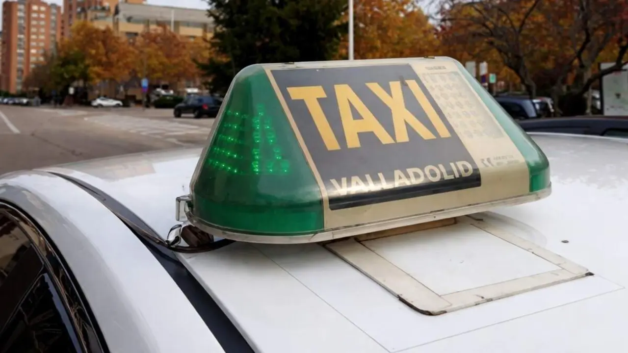 Taxi Avenida Ramon Pradera de Valladolid empleo servicio viajeros
