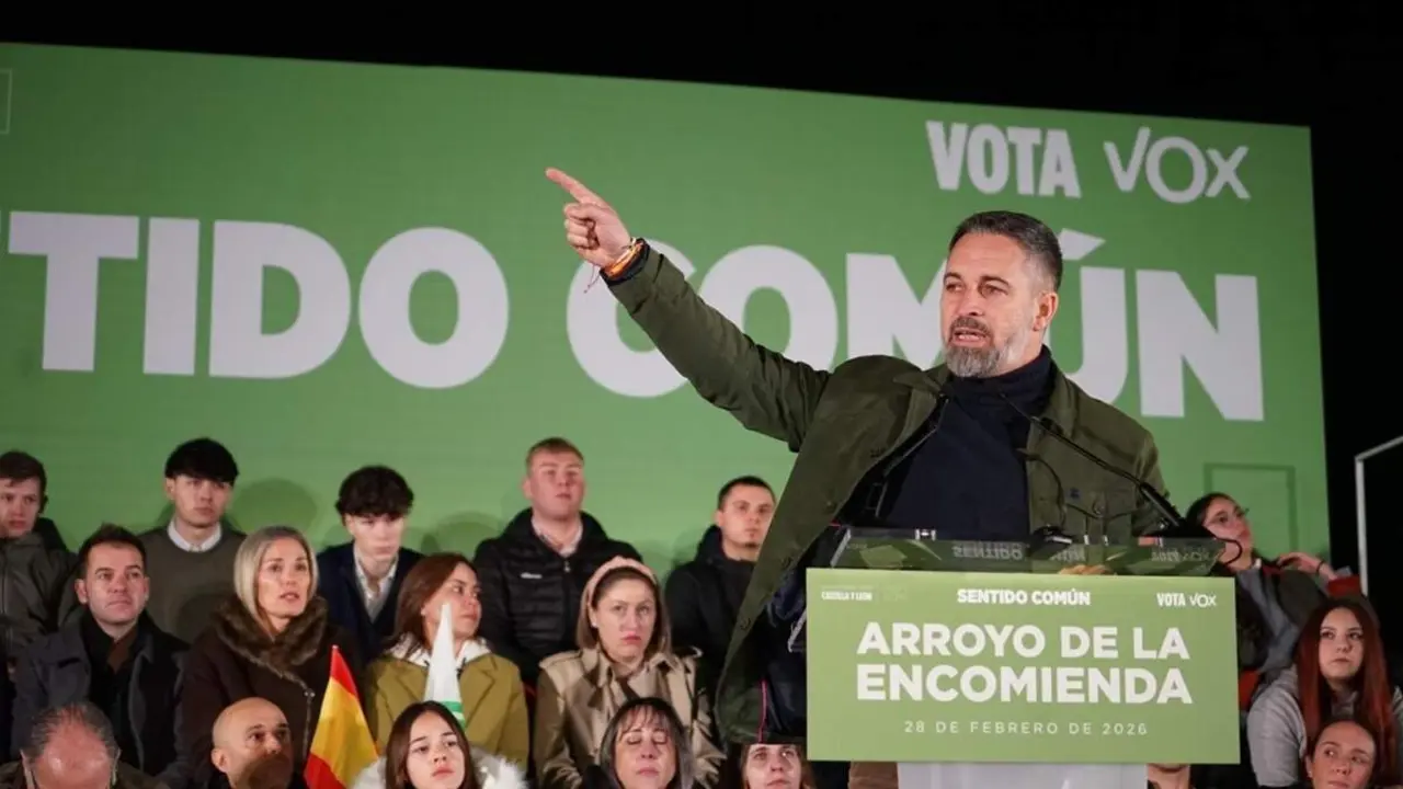Santiago Abascal acto mitin Vox Arroyo de la Encomienda campana electoral 15-M