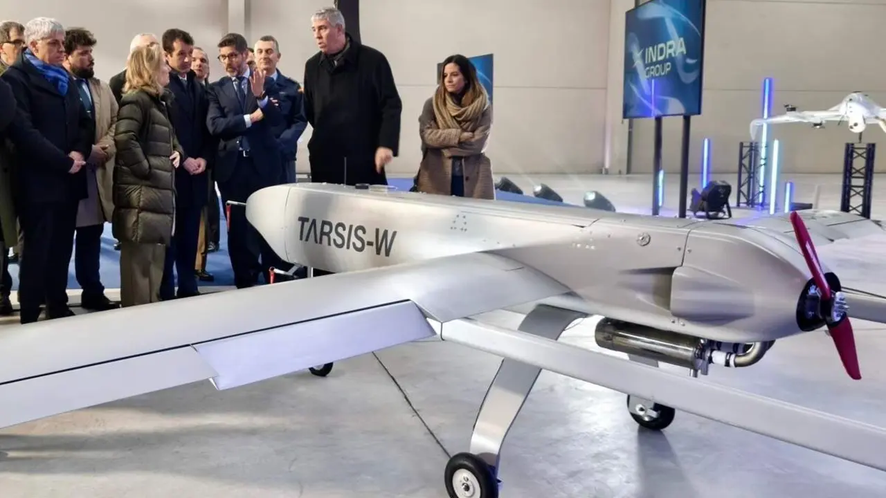 Proyecto industrial Indra Castilla y Leon fabrica drones poligono Villadangos presentacion