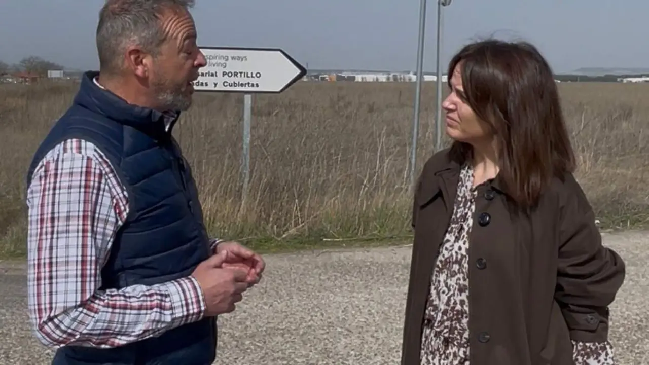 Patricia Gomez Urban y Juan Esteban parque empresarial Portillo reclamacion PSOE elecciones