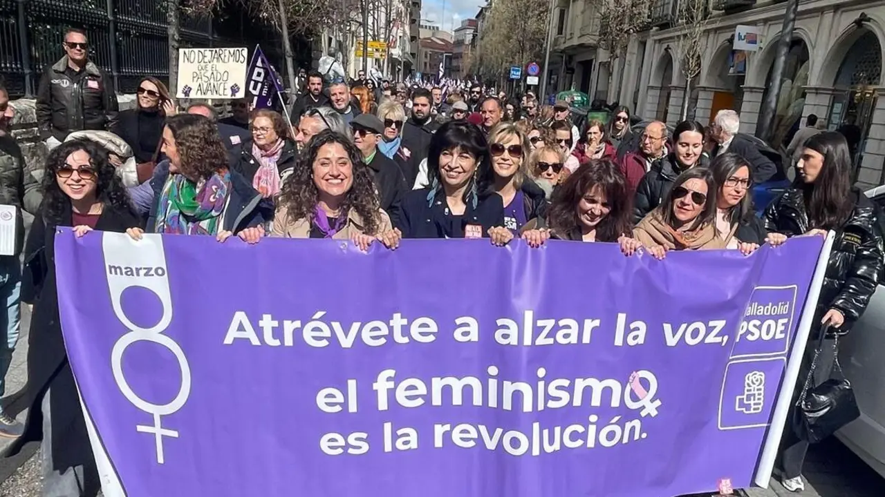 Manifestacion Dia Mujer 8M Valladolid ministra de Igualdad Ana Redondo