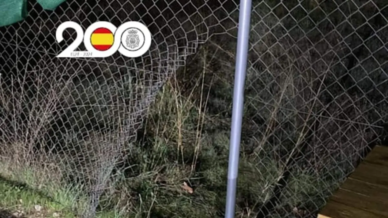 Robo obra construccion material corte malla detenido Policia Nacional