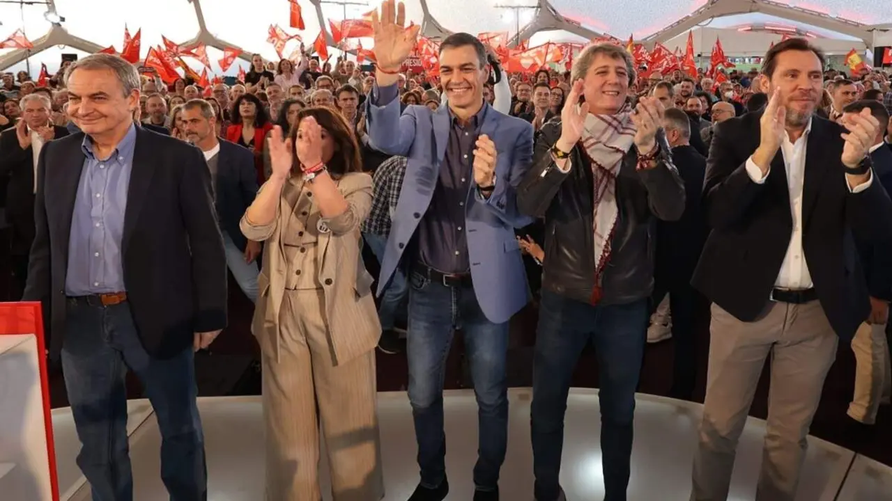 Cierre campana electoral 15-M PSOE acto Pedro Sanchez Valladolid 