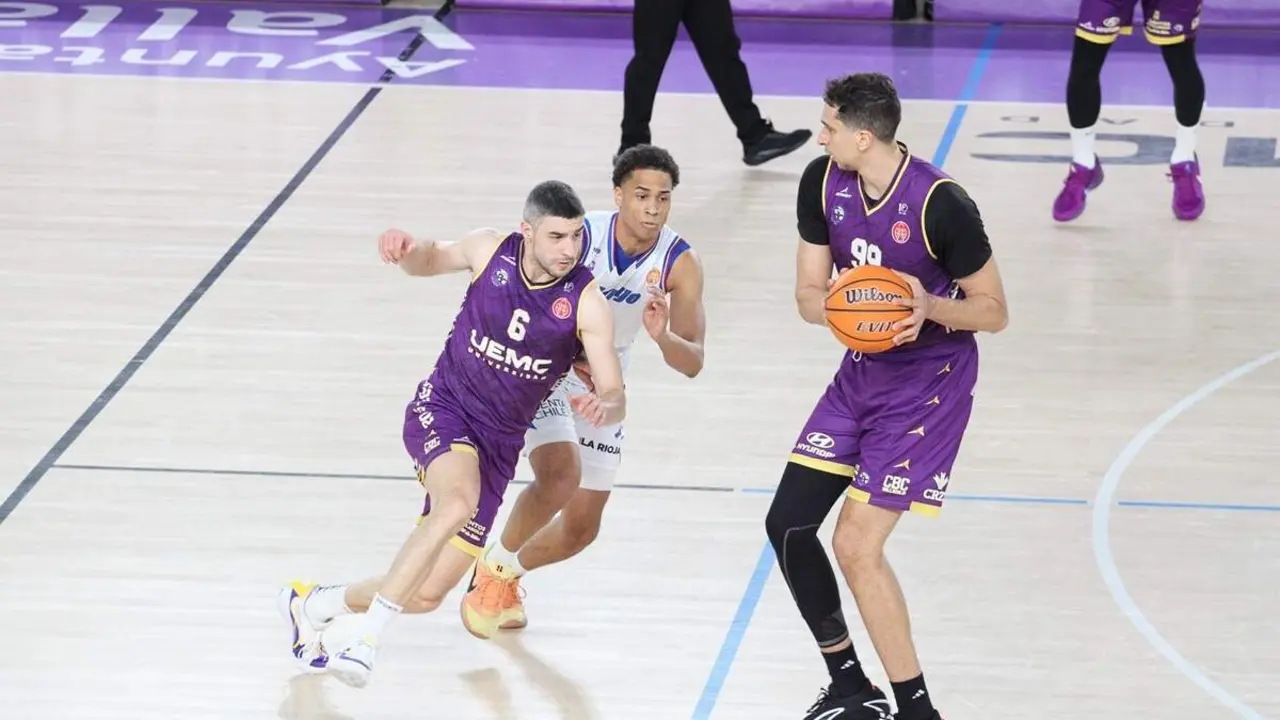 Derrota Baloncesto Valladolid vs Reina Proteinas Clavijo 73-78 resultado Segunda FEB