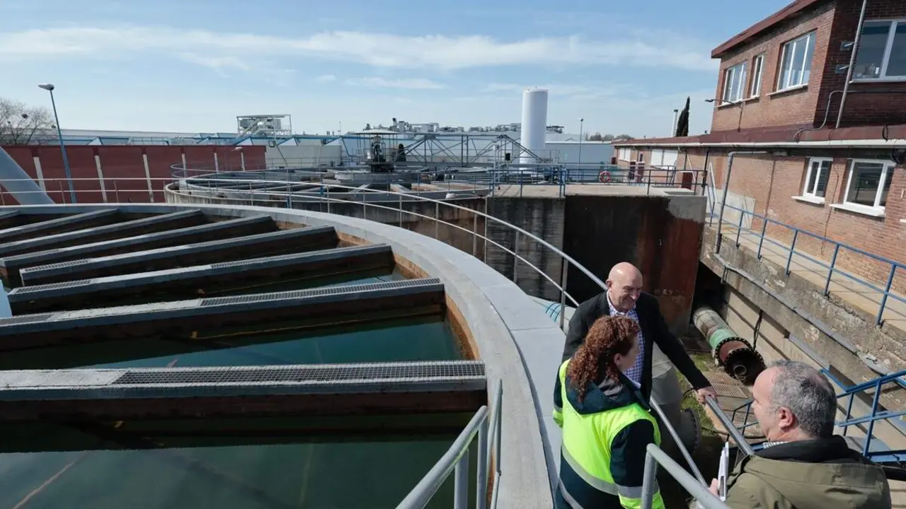 Visita alcalde de Valladolid Jesus Julio Carnero ETAP San Isidro Dia Mundial del Agua Aquavall