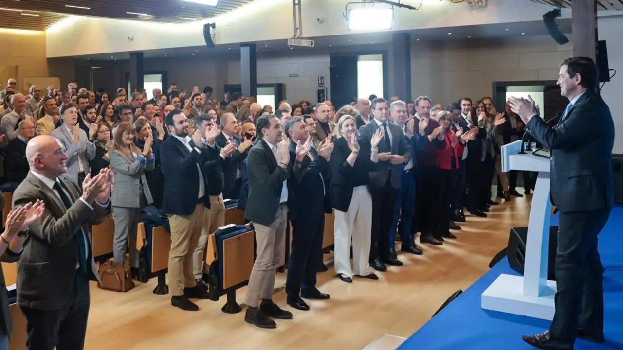 Junta Directiva Autonomica PP Castilla y Leon Alfonso Fernandez Manueco analisis 15-M