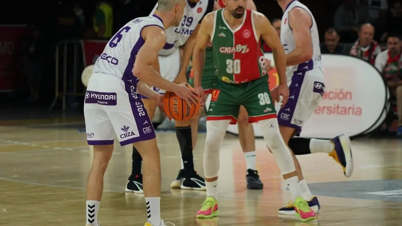 Cronica derrota Insolac Caja vs Baloncesto Valladolid Jornada 22 Segunda FEB