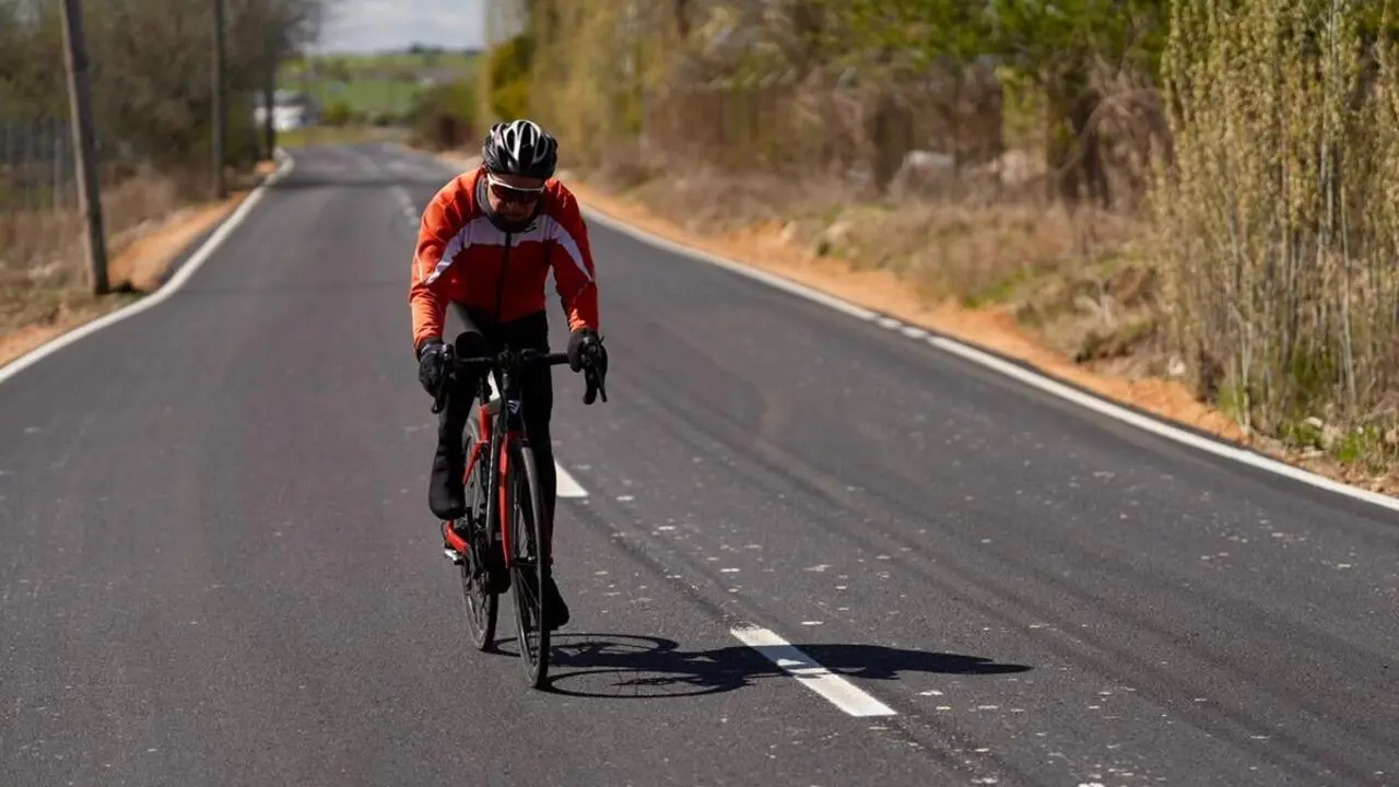 Acondicionamiento del camino Bajo de Laguna La Cisterniga ciclista provincia Valladolid