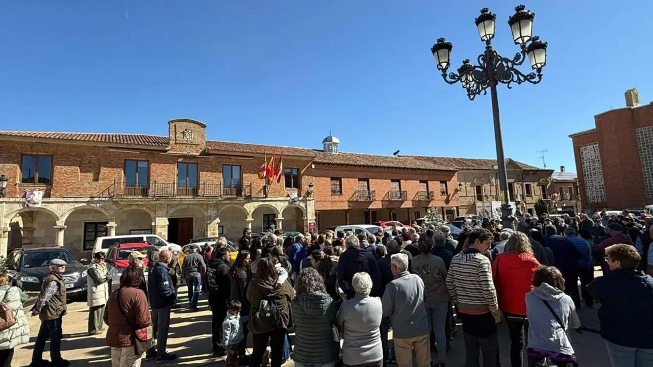 Concentracion vecinos afectados robos recientes domicilios Mayorga mayor seguridad