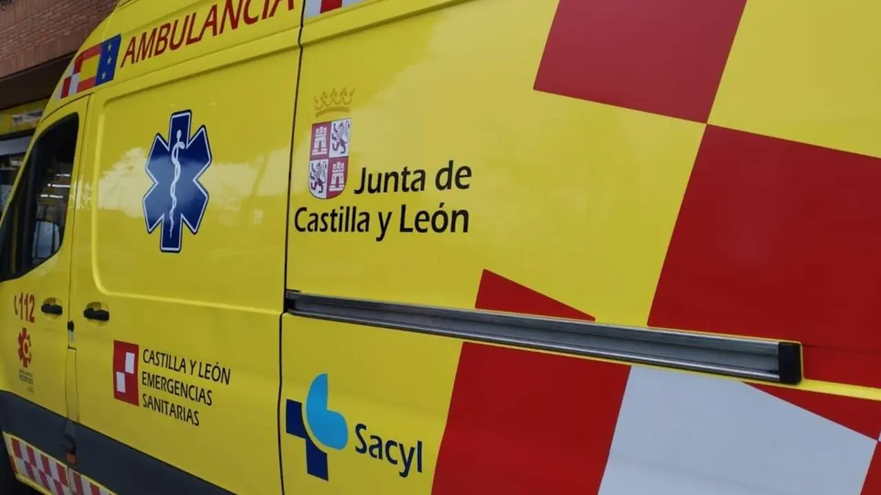 Ambulancia soporte vital basico 112 Castilla y Leon intervencion Valladolid accidente