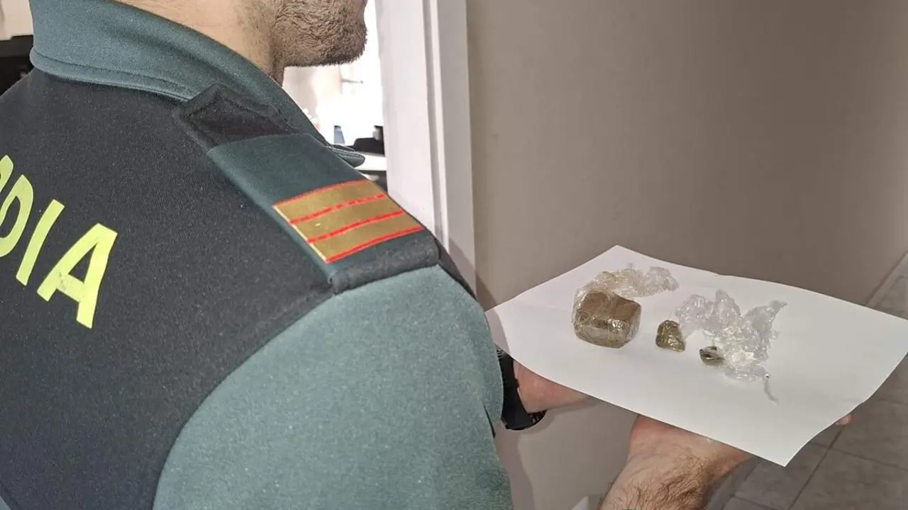 Agente Guardia Civil trafico droga hachis detencion hombre Cigales