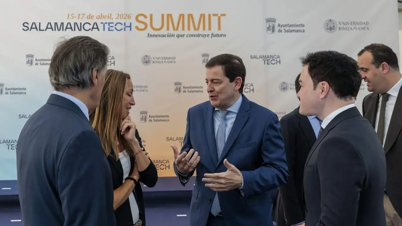 Inauguracion cumbre Salamanca Tech Summit 2026 visita Alfonso Fernandez Manueco jcyl