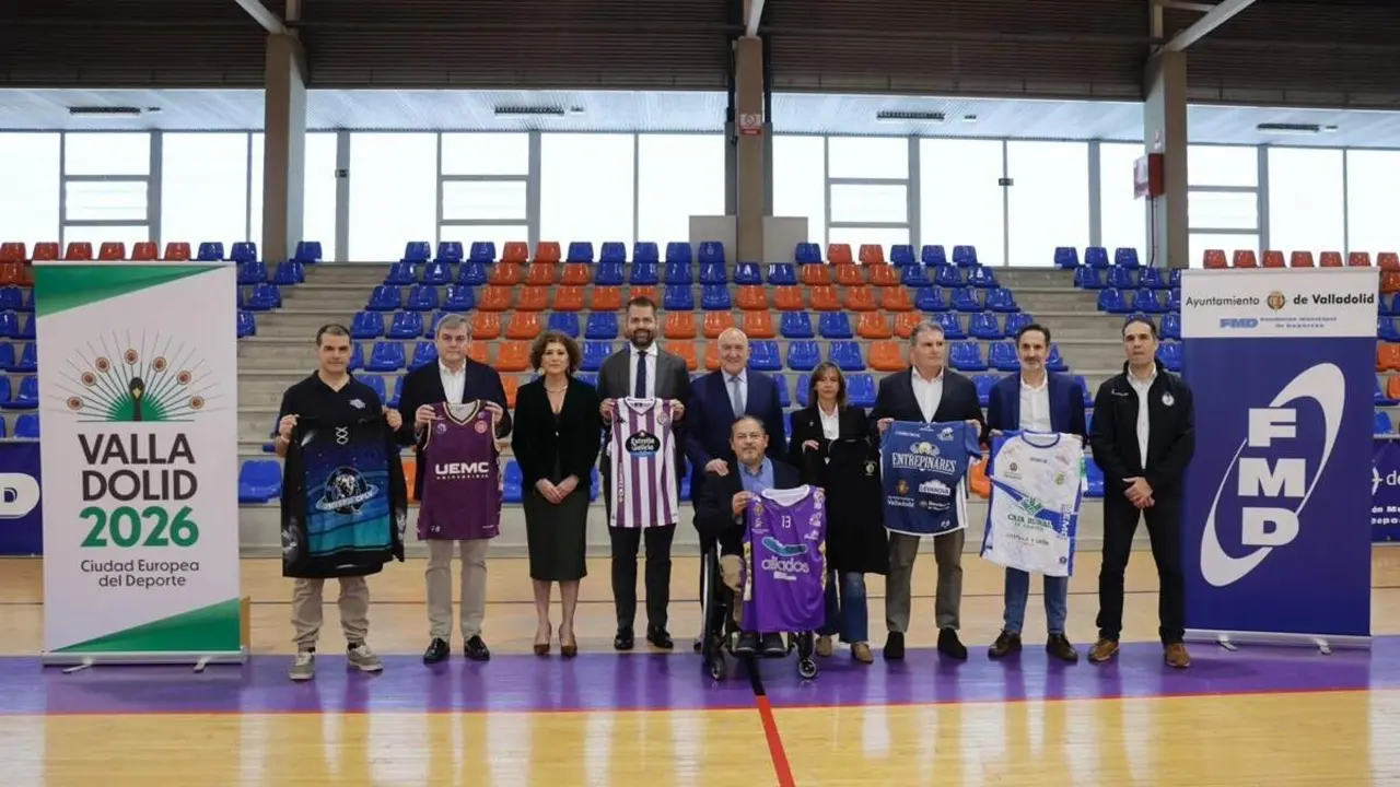 Presentacion nueva Asociacion Conexion Deporte Valladolid ocho clubes ciudad Ayuntamiento