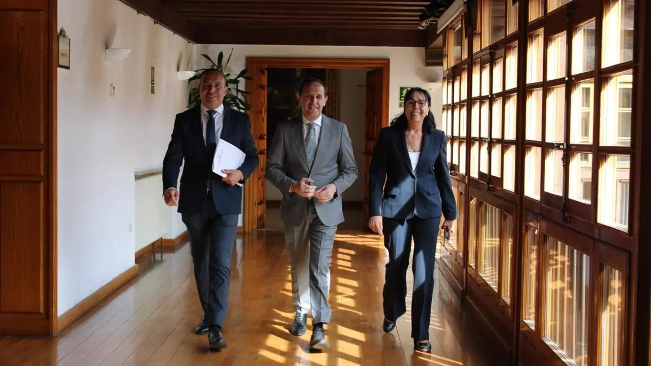 Presentacion del Plan de Gasto Corriente y Planes Provinciales 2026 Conrado Iscar y diputados