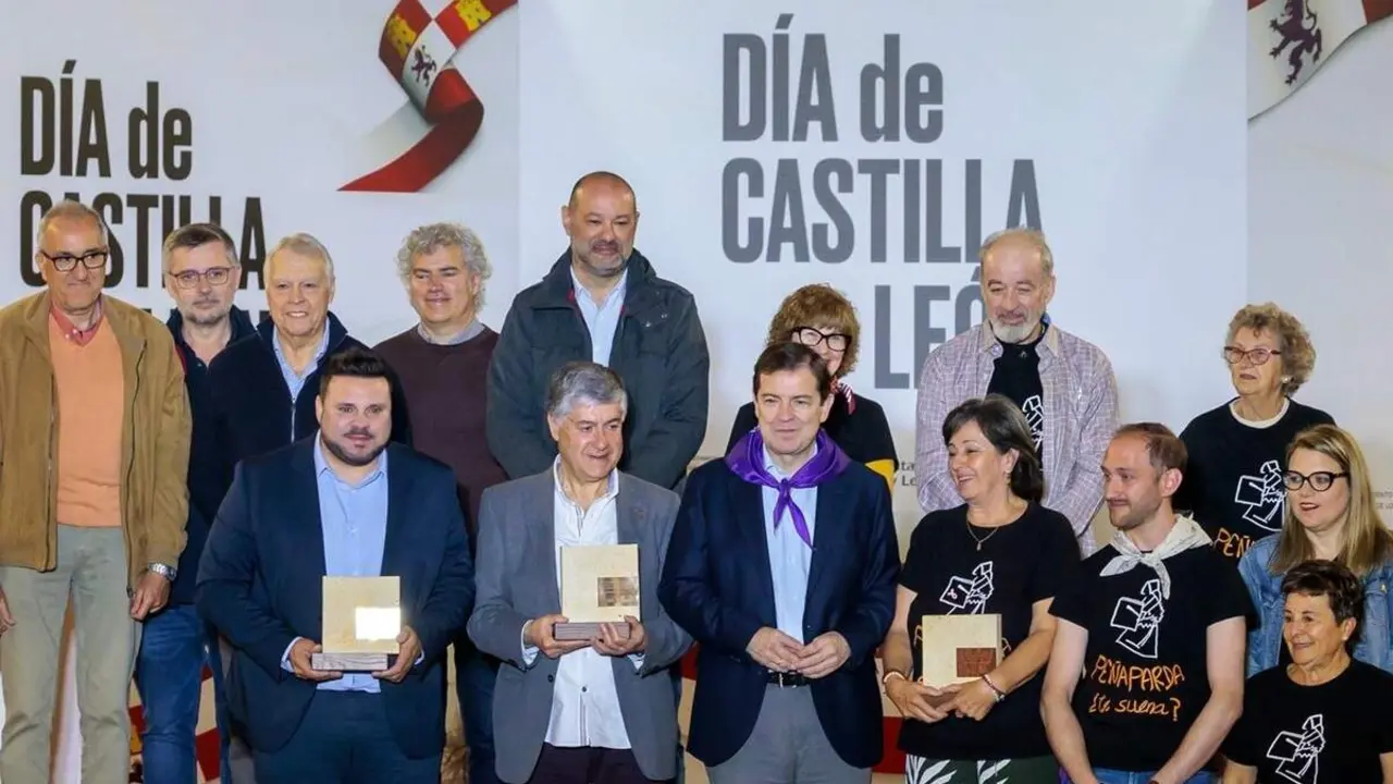 Entrega primeros Premios Musica Folk y Tradicional Dia Castilla y Leon Villalar jcyl