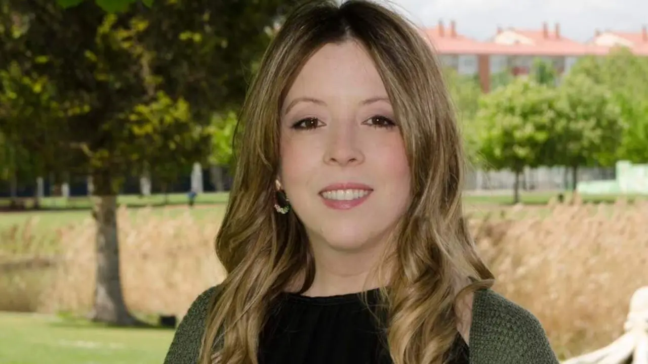 Teniente de alcalde Laguna de Duero Lucia Castro dimision vulneracion proteccion de datos