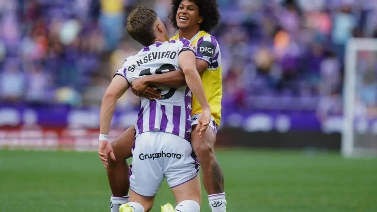 Lucas Sanseviero celebracion gol victoria Real Valladolid vs Real Sociedad B