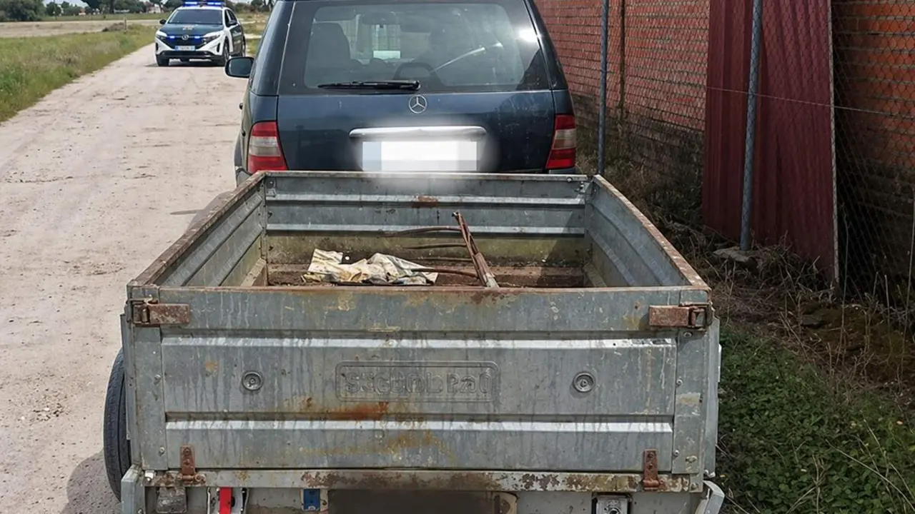 Robo remolque detenido Guardia Civil Pedrajas de San Esteban