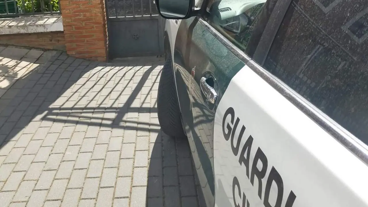 Coche Guardia Civil sucesos provincia robo Zaratan detenciones