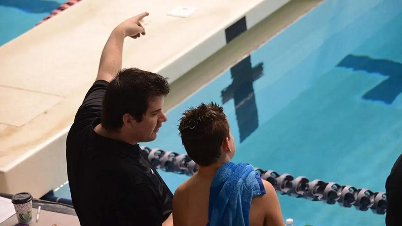Monitor deportivo natacion empleo trabajo verano Valladolid