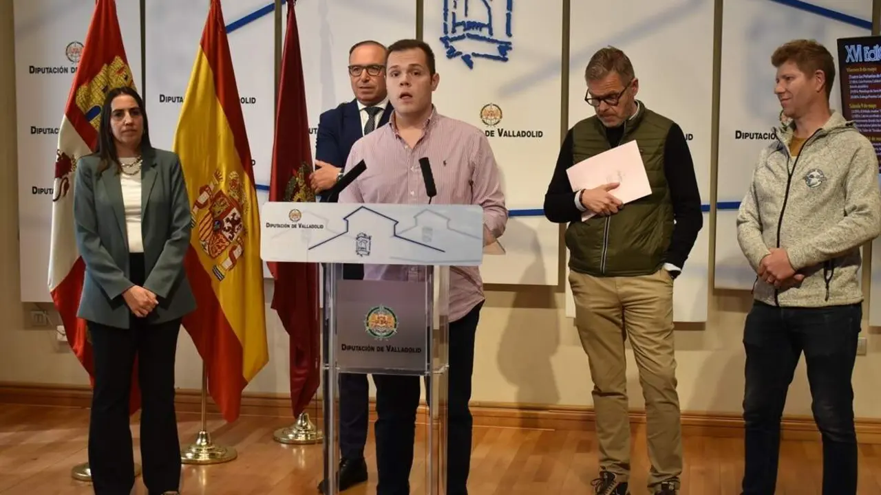 Presentacion Premio Calidad Vehiculos Clasicos y Jornadas Gastronomicas 2026 Cigales Diputacion Valladolid