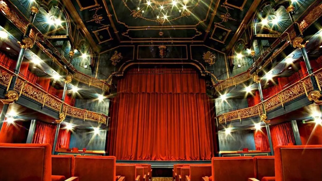 Interior Teatro Zorrilla propuestas artes escenicas Valladolid