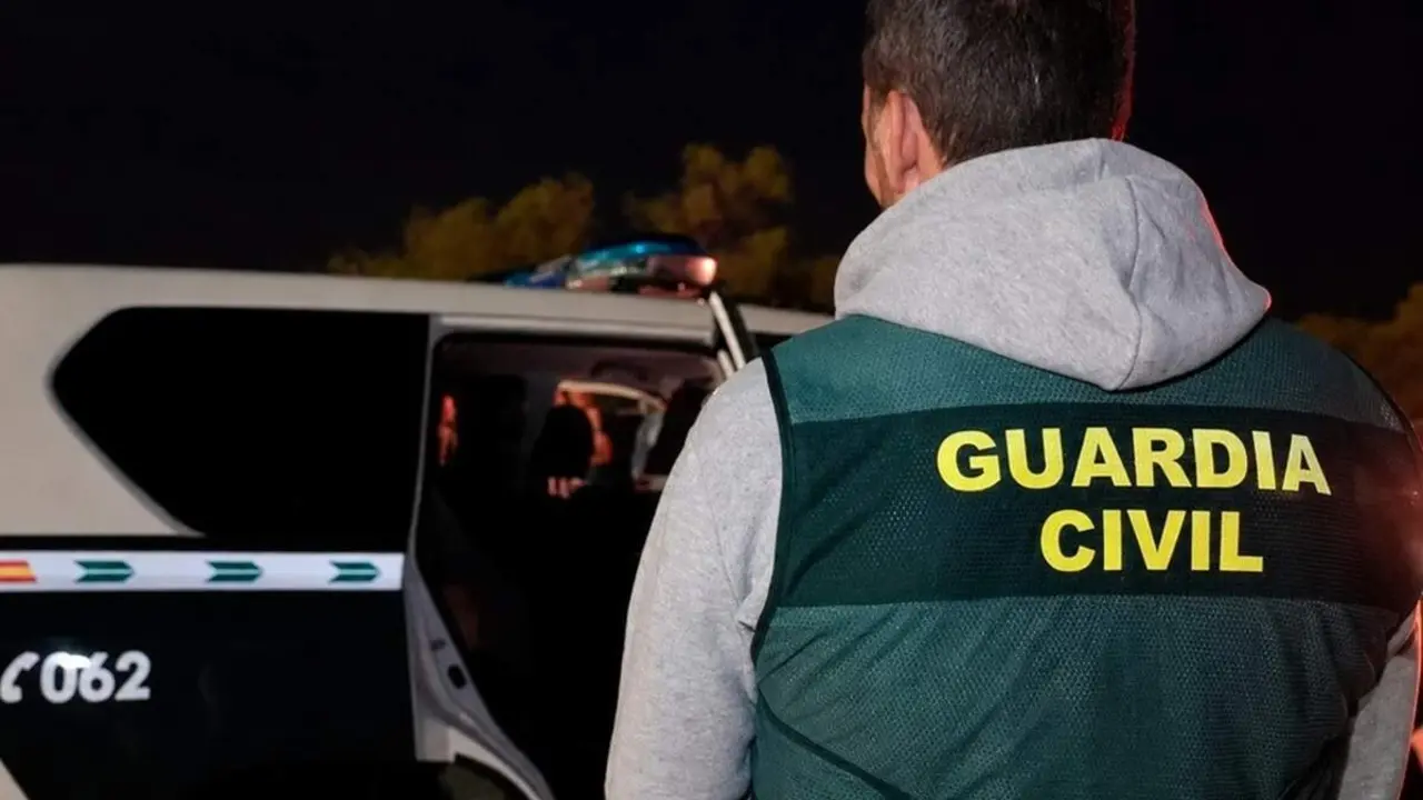 Agente Guardia Civil patrulla noche pelea provincia Valladolid