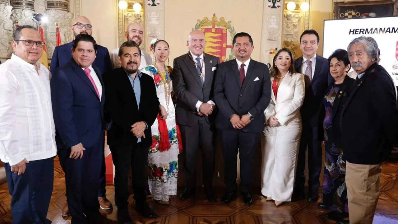 Hermanamiento Valladolid Espana y Valladolid Yucatan Mexico acto Ayuntamiento