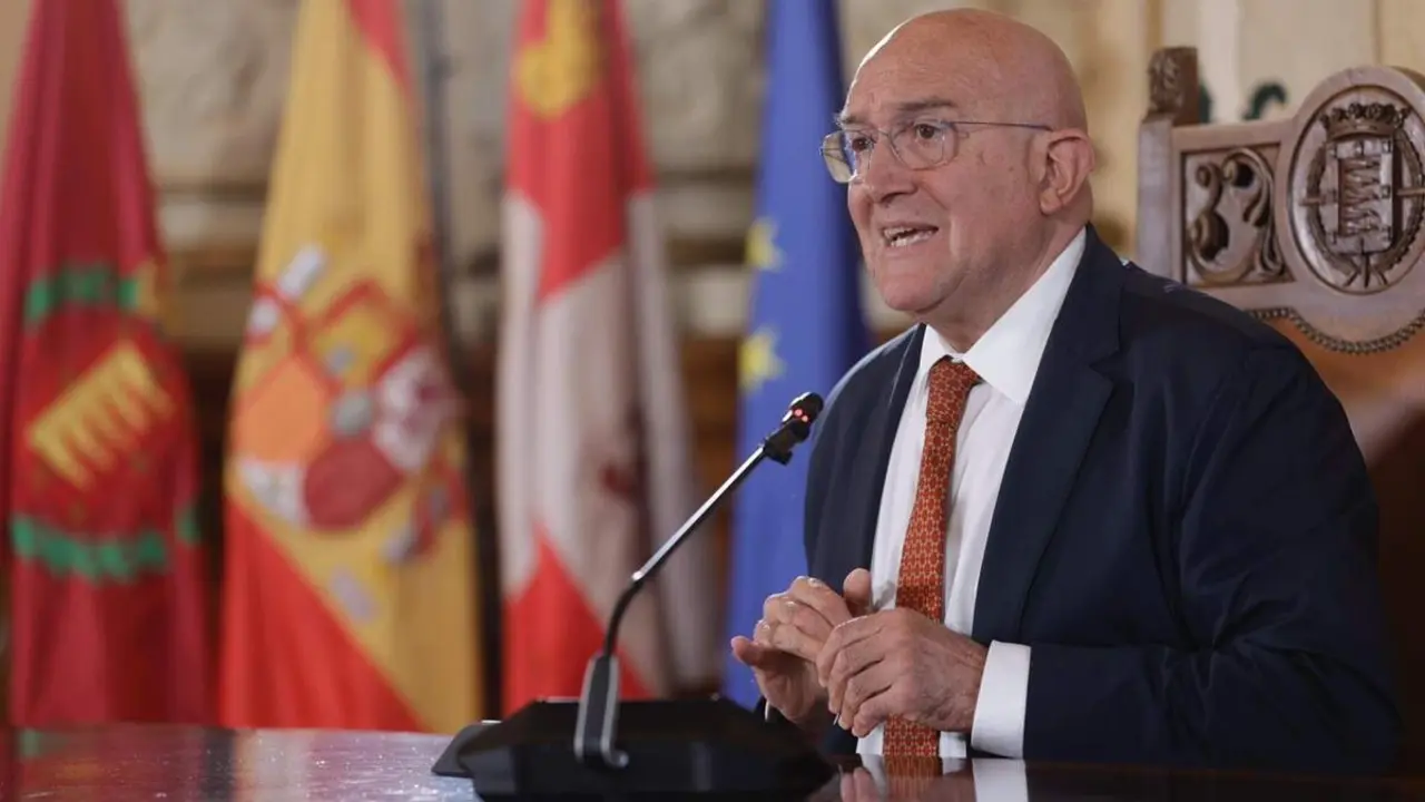 Alcalde de Valladolid Jesus Julio Carnero rueda prensa asuntos Junta Gobierno Local