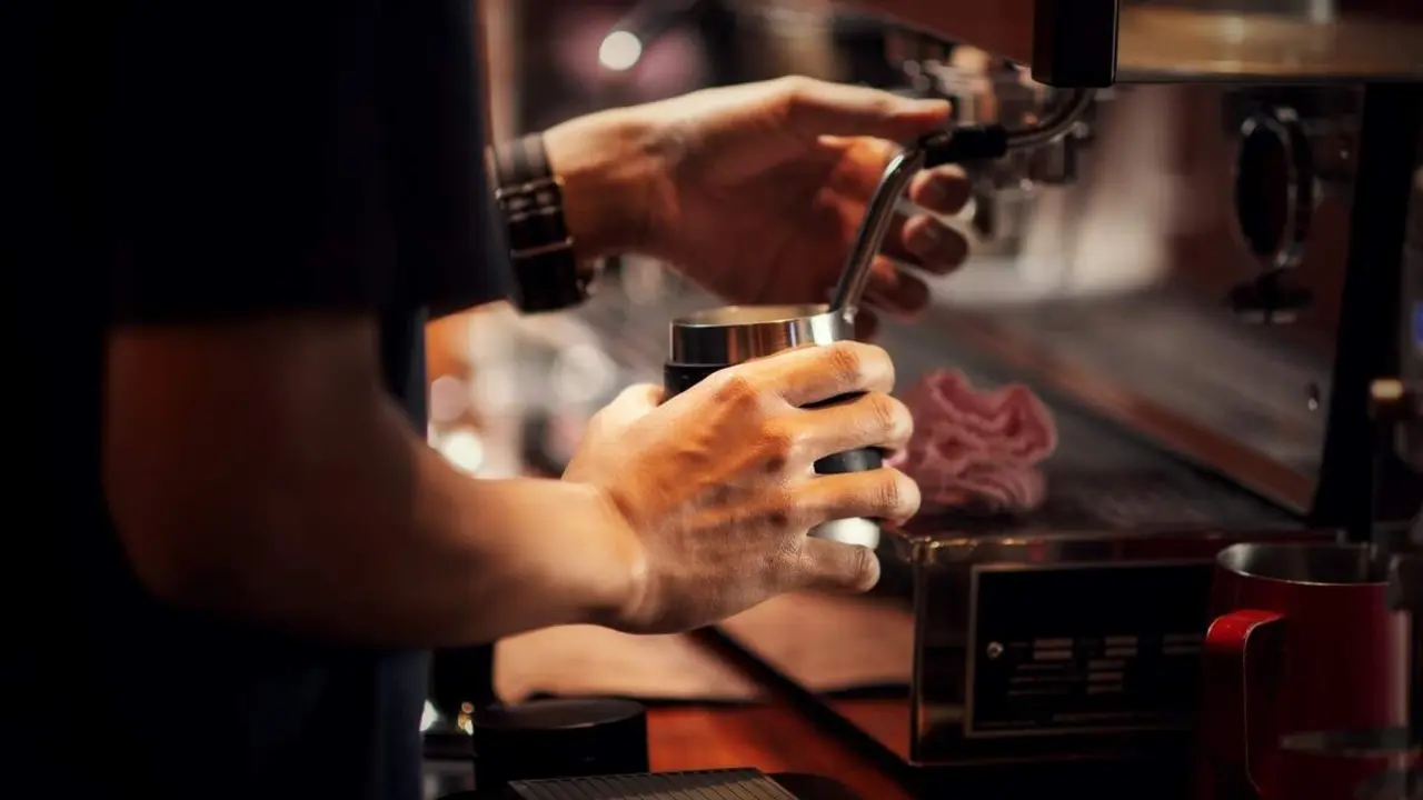 Hostelero trabajo empleo cafeteria Valladolid