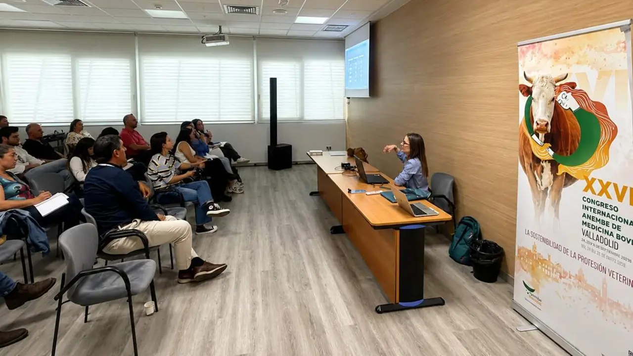 Seminario Congreso Internacional ANEMBE Medicina Bovina Valladolid Caja Rural de Zamora