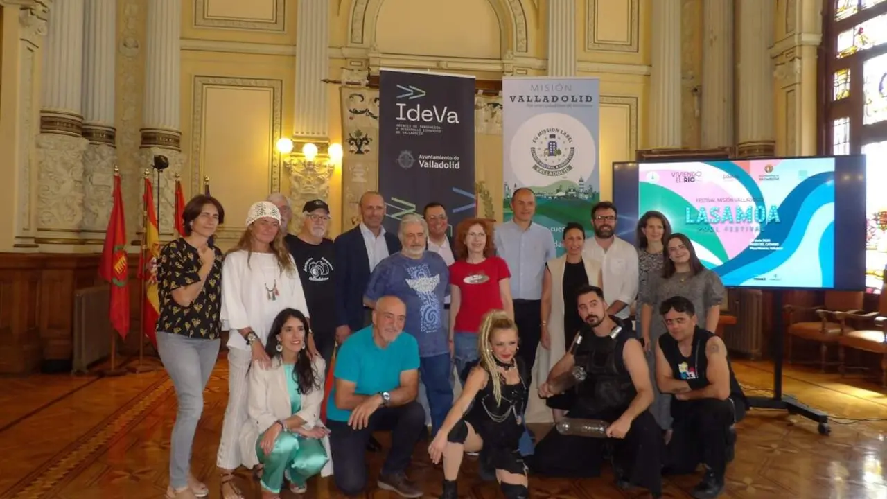 Presentacion Lasamoa Pool Festival Mision proyecto Viviendo el Rio Ayuntamiento Valladolid