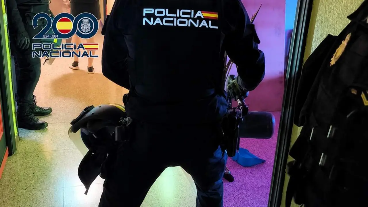 Operacion Policia Nacional desarticulacion organizacion criminal trata seres humanos once detenidos Castilla y Leon y Madrid