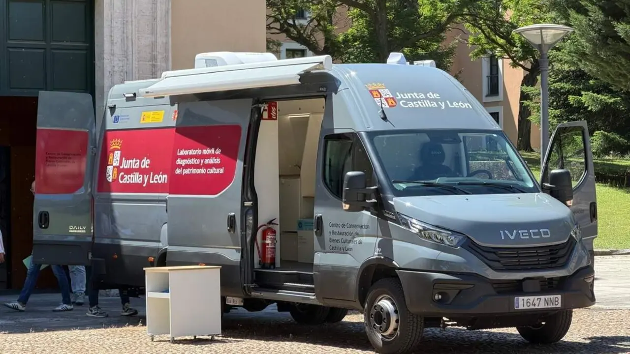 Vehiculo laboratorio movil evaluacion patrimonio Castilla y Leon