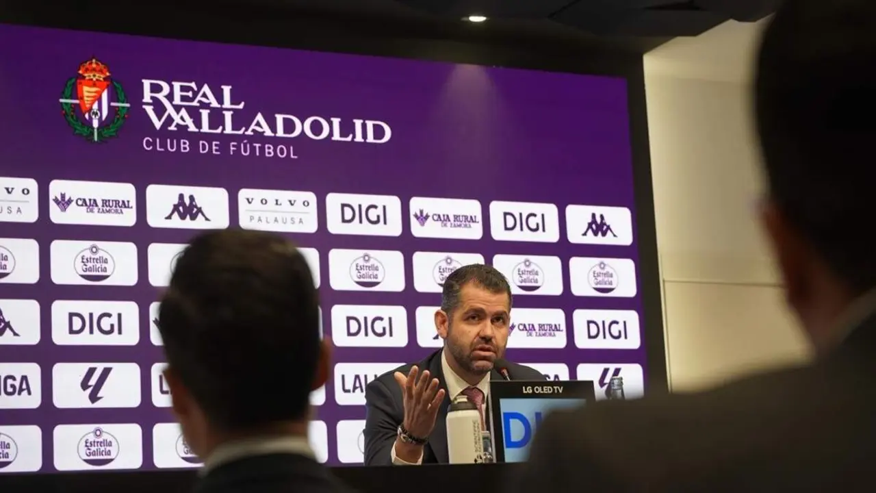 Gabriel Solares rueda prensa anuncio ampliacion capital 15 millones Real Valladolid