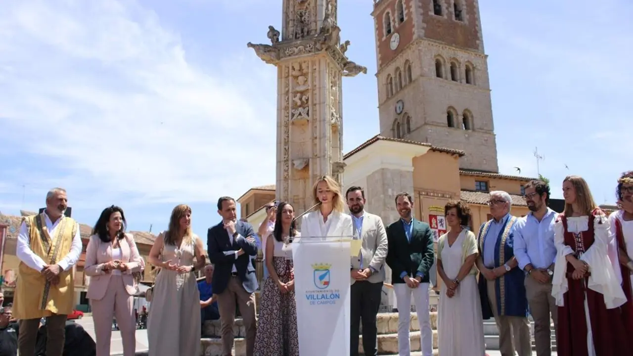 Inauguracion y pregon Mercado Comarcal y Feria Agroalimentaria Villalon de Campos 2026 (11)