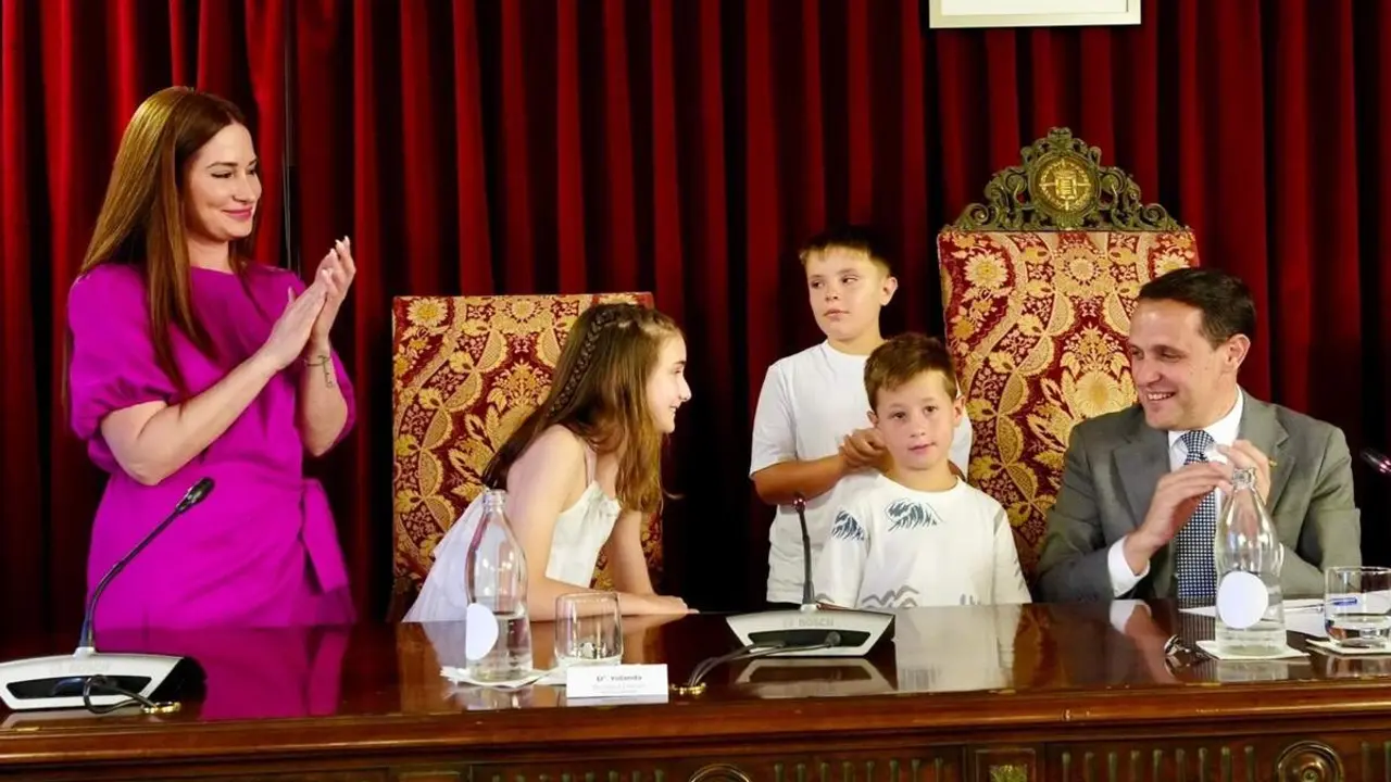 Entrega de premios 25 concurso cuento ilustrado Bibliobuses Diputacion Valladolid