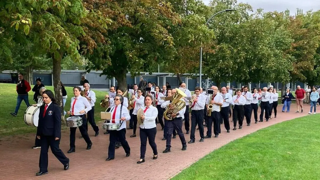 Actuacion Banda de Musica de Laguna de Duero integrantes