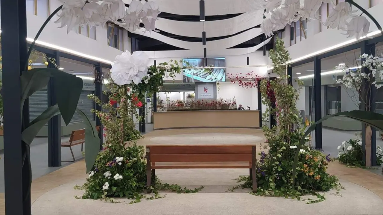 Iniciativa Mercado La Rondilla Florece decoracion puestos Fecosva