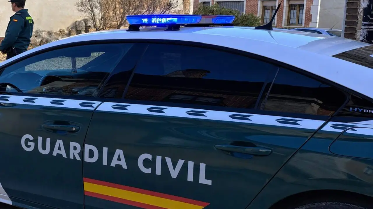 Agente y coche Guardia Civil intervencion sucesos provincia Valladolid detenciones