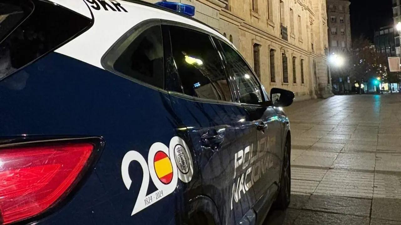 Policia Nacional coche intervencion noche Paseo Zorrilla Valladolid sucesos