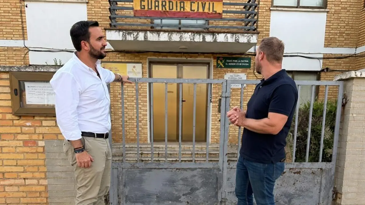 Visita senador Jose Angel Alonso cuartel Guardia Civil Mayorga criticas PP Gobierno de Espana
