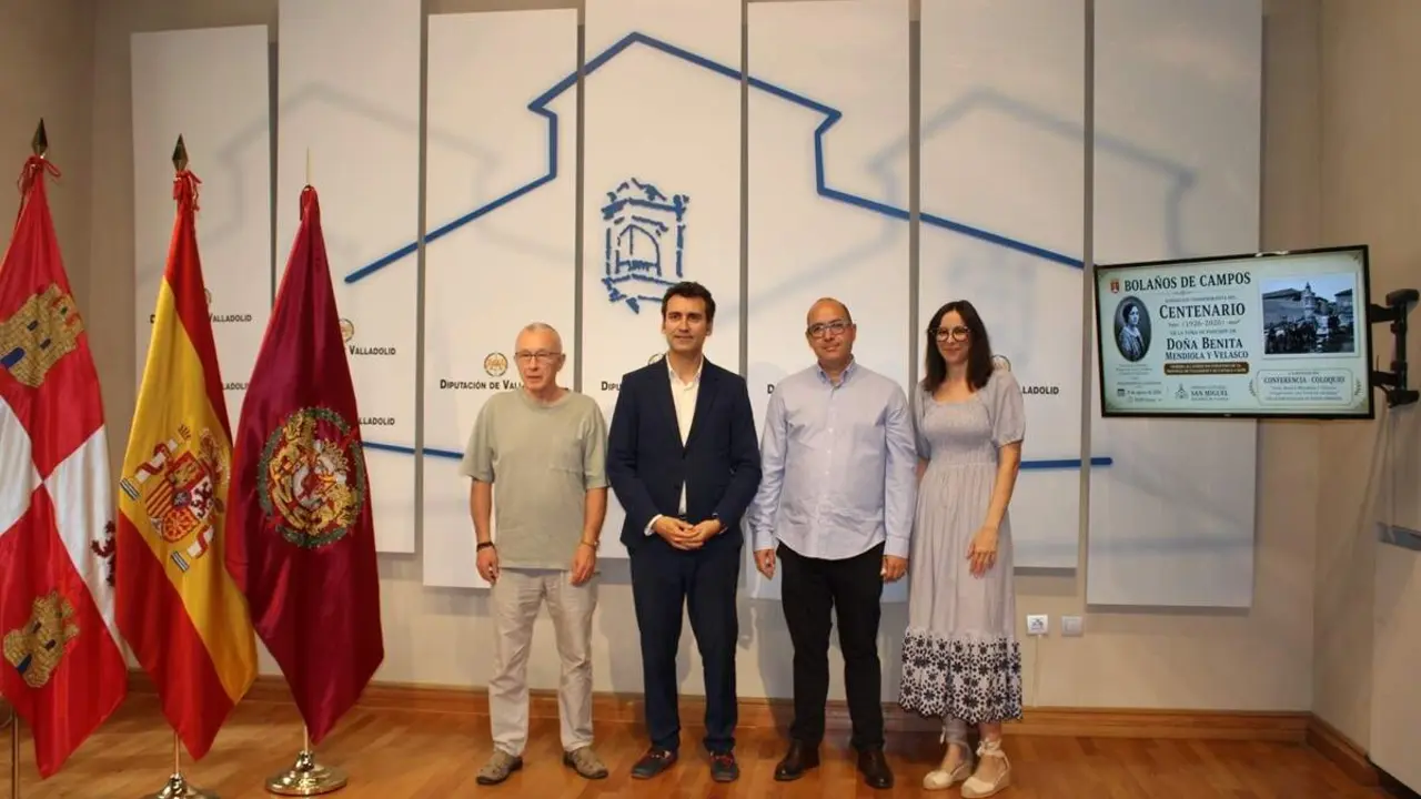 Presentacion exposicion conmemorativa primera alcaldesa provincia Bolanos de Campos Diputacion